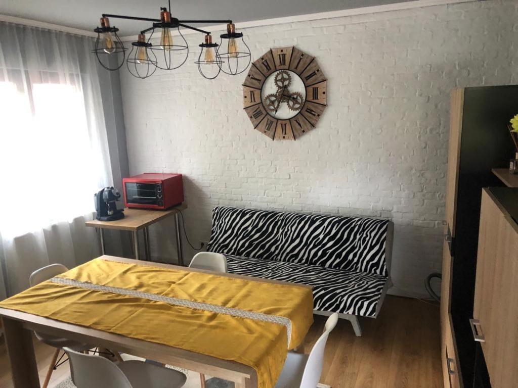 דירות קלוז'-נאפוקה Apartament Dorobanti מראה חיצוני תמונה